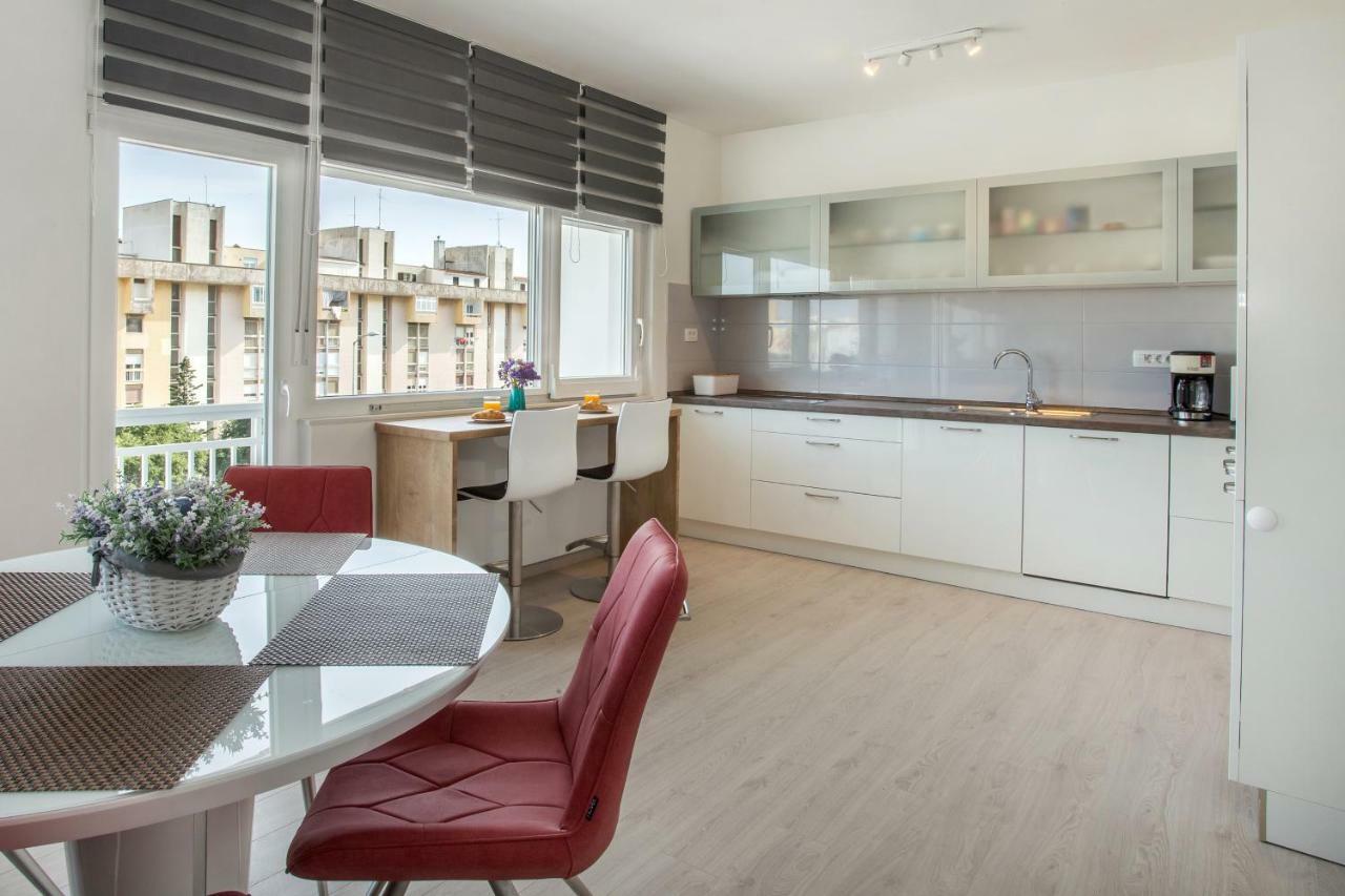 Ac Apartment With 2 Bedrooms And 2 Bathrooms-Free Private Parking Split Exterior foto